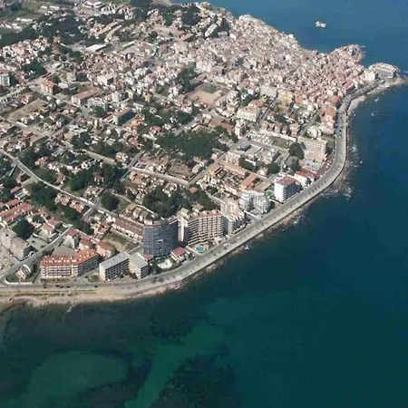 The In * L' Escala